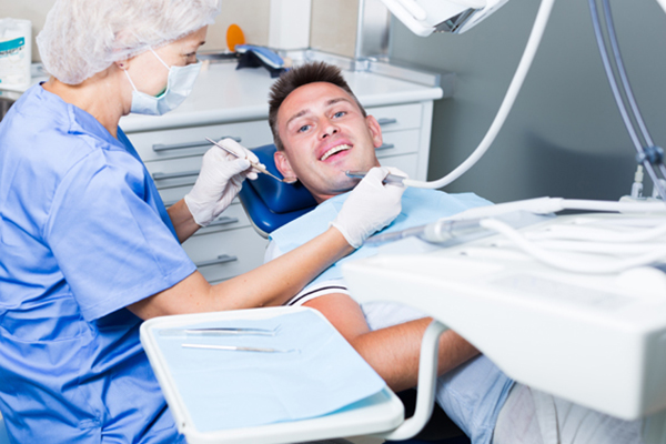 How Does A Dental Implant Compare To Other Tooth Replacement Options?